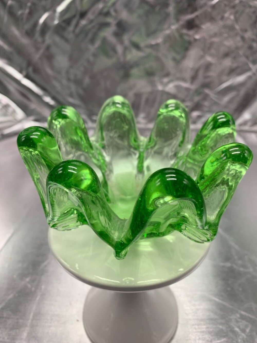 Vintage Green Hand-Blown Glass Dish Ruffled Edge